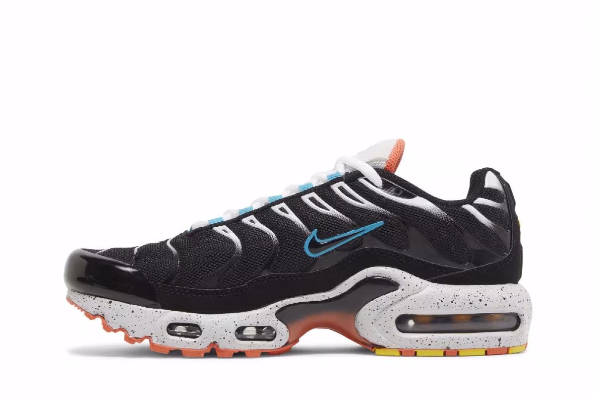 Nike Air Max Plus GS Black Turf Orange Speckled, view 4
