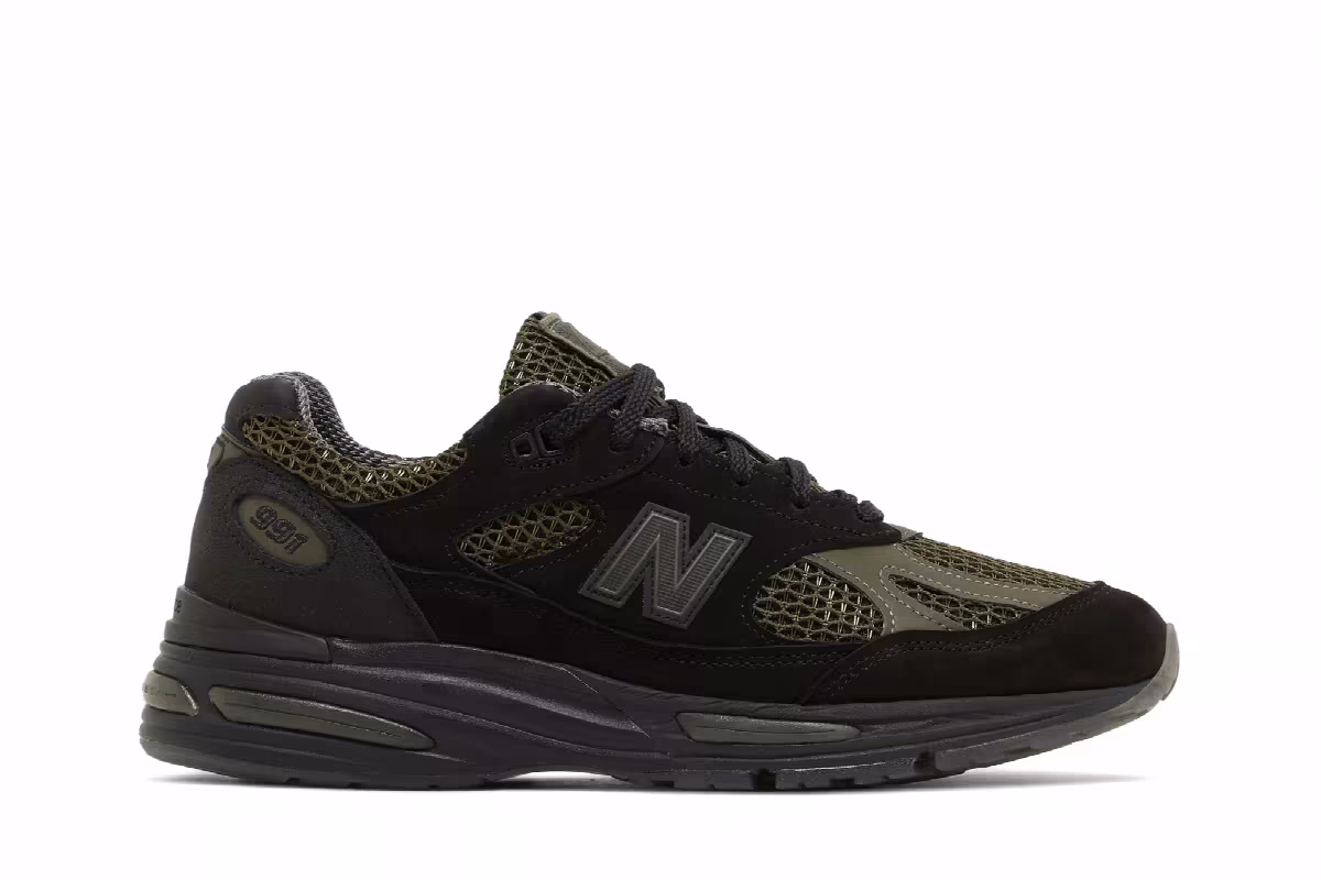 Stone Island x New Balance 991v2 Made in England Black, view 2