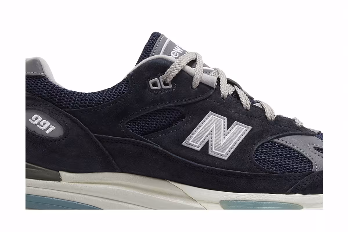 New Balance 991v2 Made in England Dark Navy, view 3