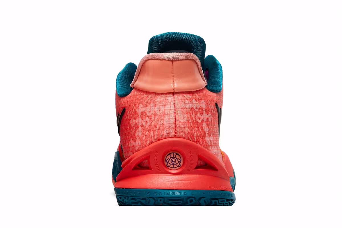 Nike Kyrie Low 4 EP 1 World 1 People, view 8