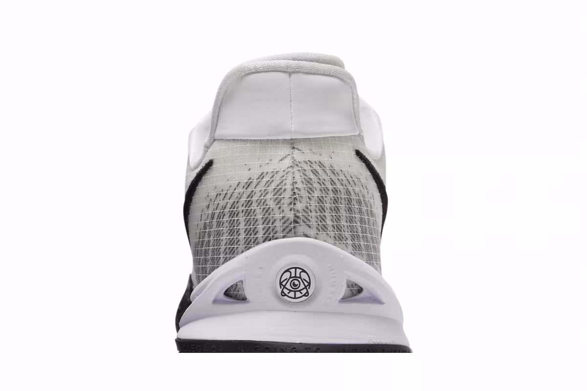 Nike Kyrie Low 4 TB White Black, view 8