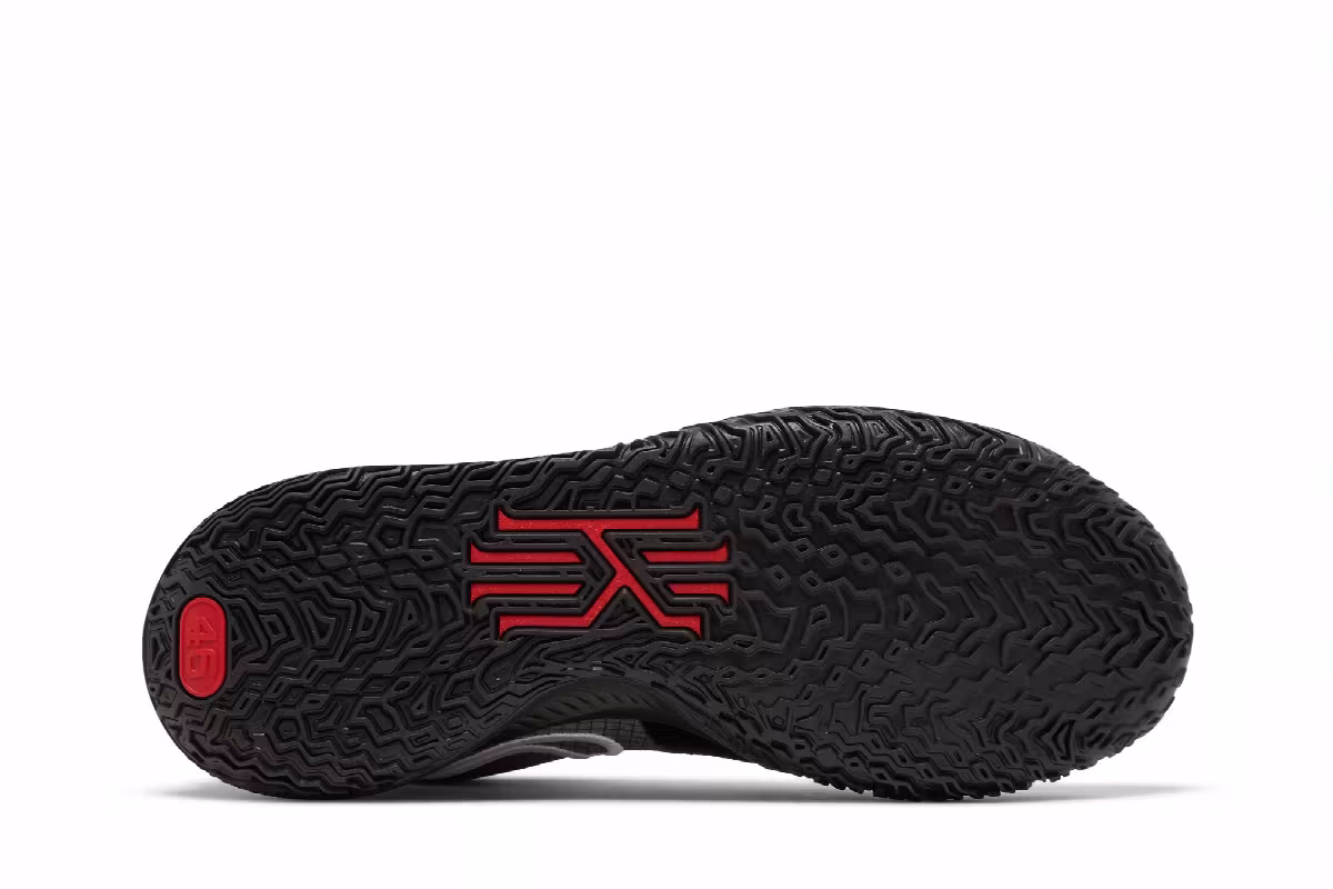 Nike Kyrie Low 4 EP Bred, view 5