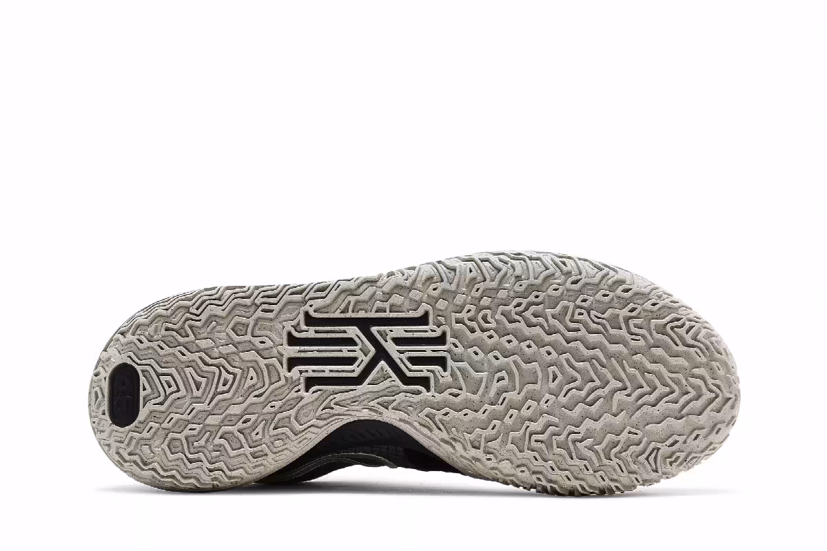 Nike Kyrie Low 4 Black Rattan, view 5