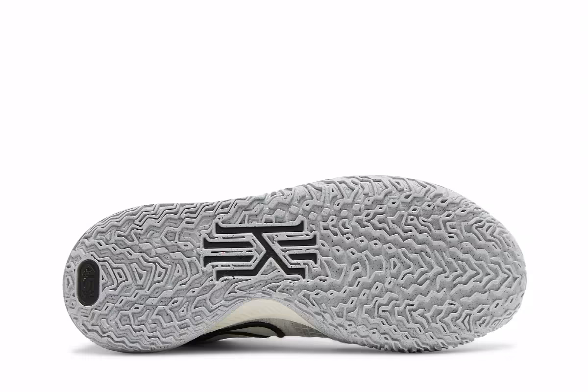 Nike Kyrie Low 4 Grey Fog Sapphire, view 5