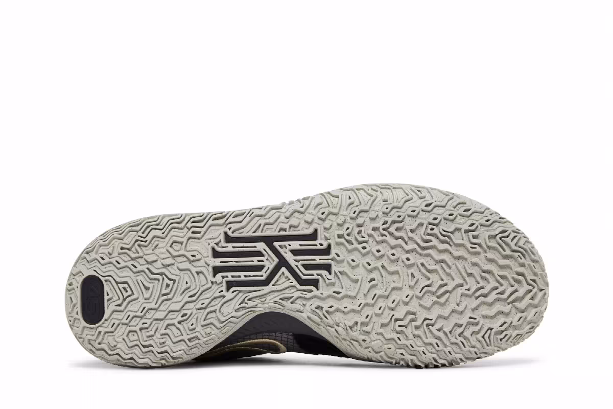 Nike Kyrie Low 4 EP Black Rattan, view 5