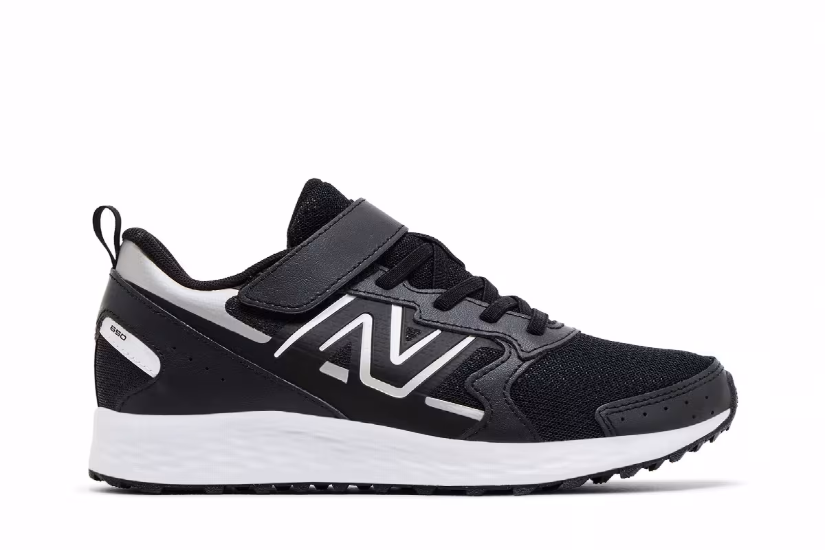 New Balance Fresh Foam 650 Bungee Lace Top Strap Big Kid Black Metallic Silver, view 2