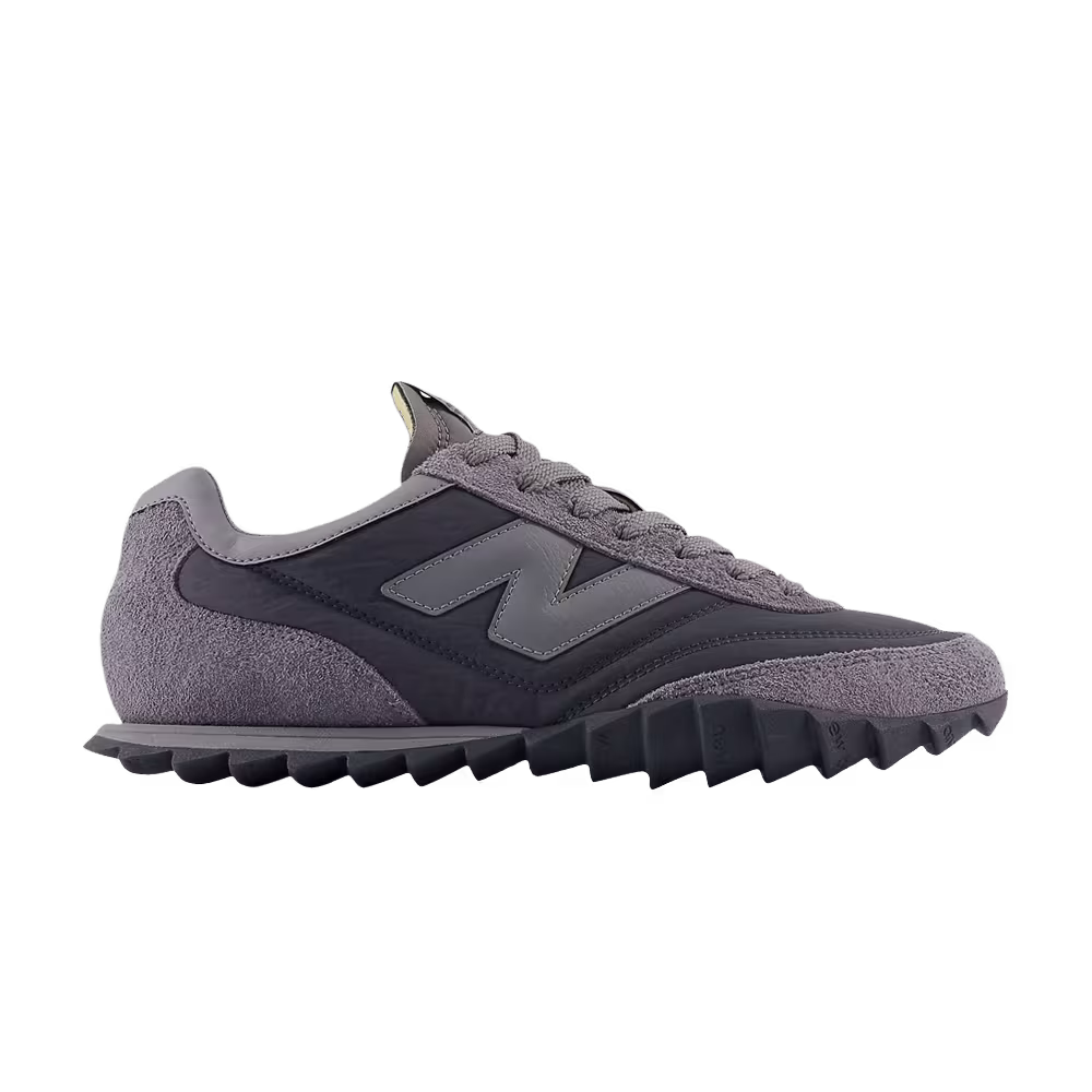 New Balance RC30 Blacktop Magnet