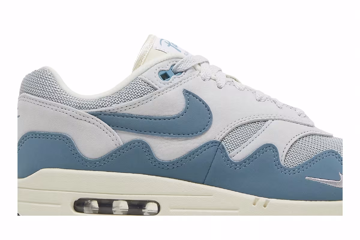 Patta x Nike Air Max 1 Noise Aqua, view 3