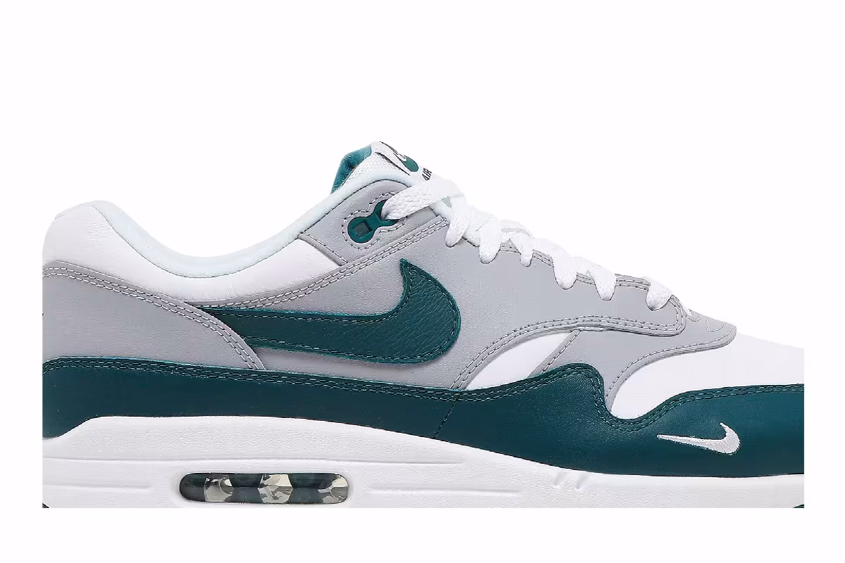Nike Air Max 1 LV8 Dark Teal Green, view 3
