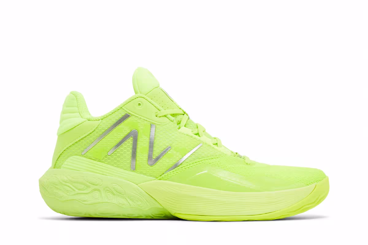 New Balance Two WXY V4 Thirty Watt, view 2