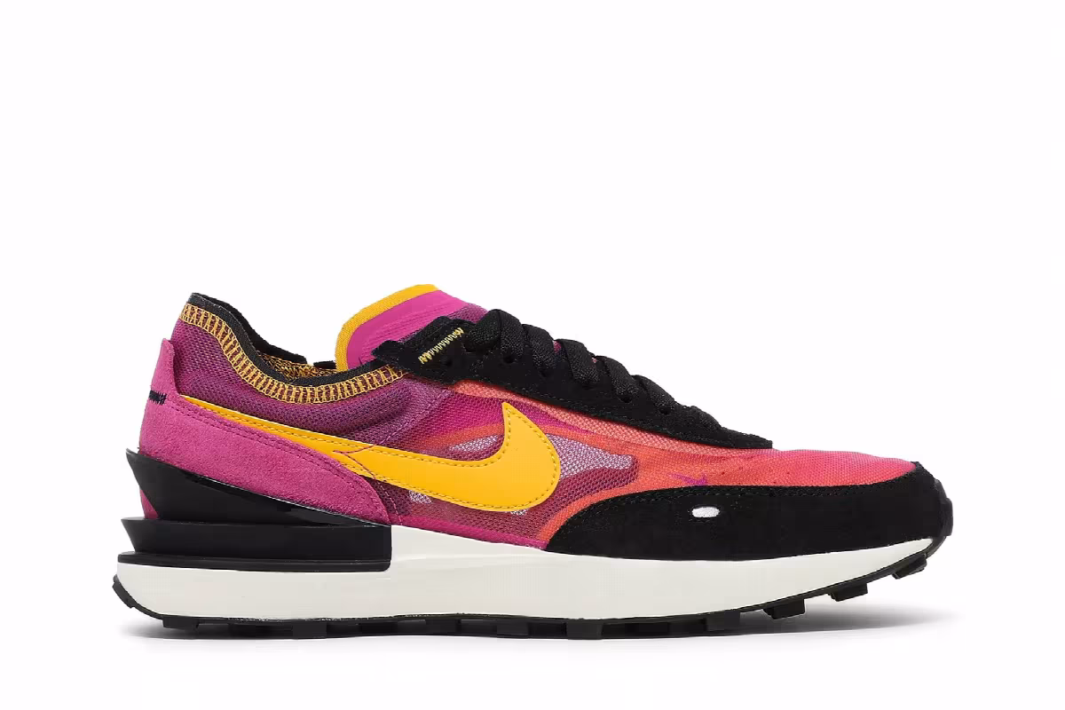 Nike Waffle One Active Fuchsia, view 2