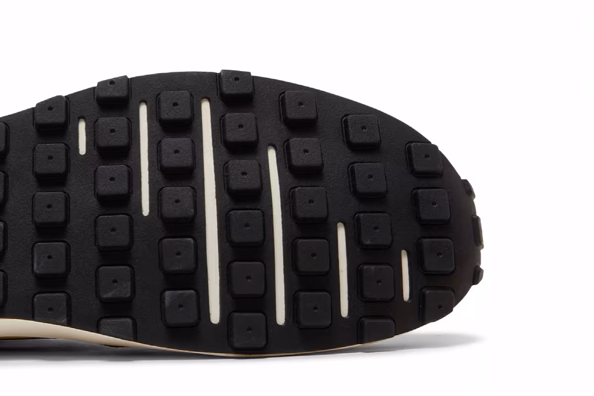 Nike Waffle One SE University Gold Sunset, view 6