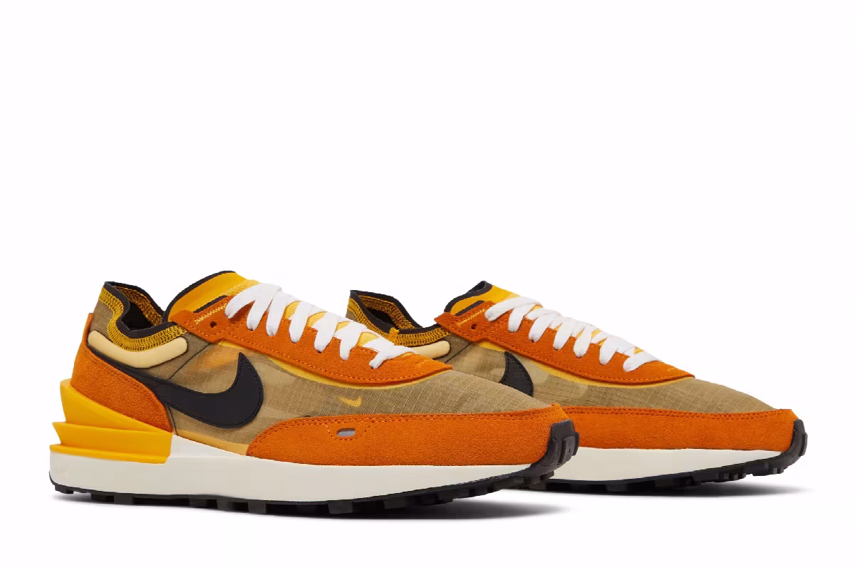 Nike Waffle One SE University Gold Sunset, view 9