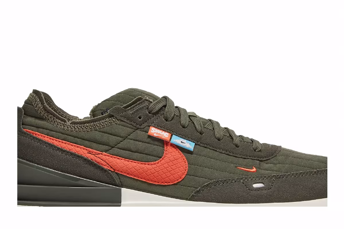 Nike Waffle One Premium Toasty - Medium Olive, view 3