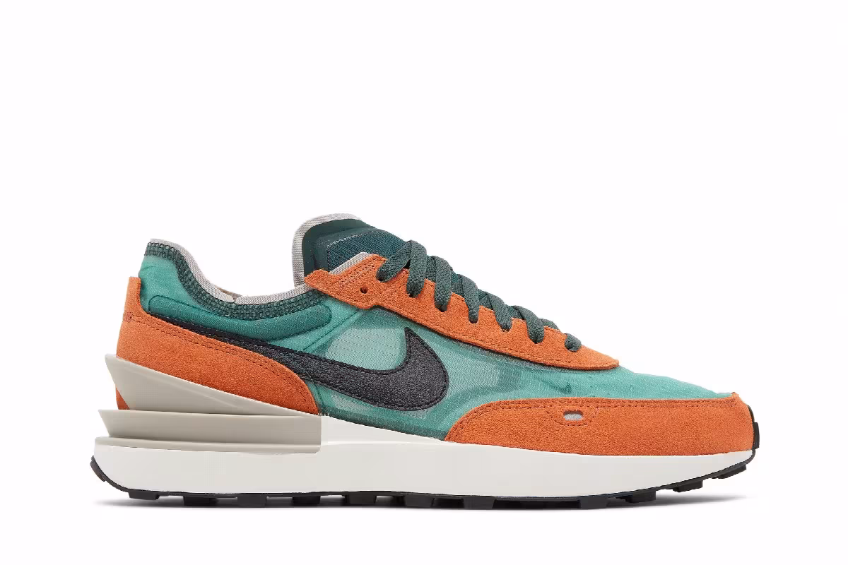 Nike Waffle One SE Pro Green Rust Oxide, view 2