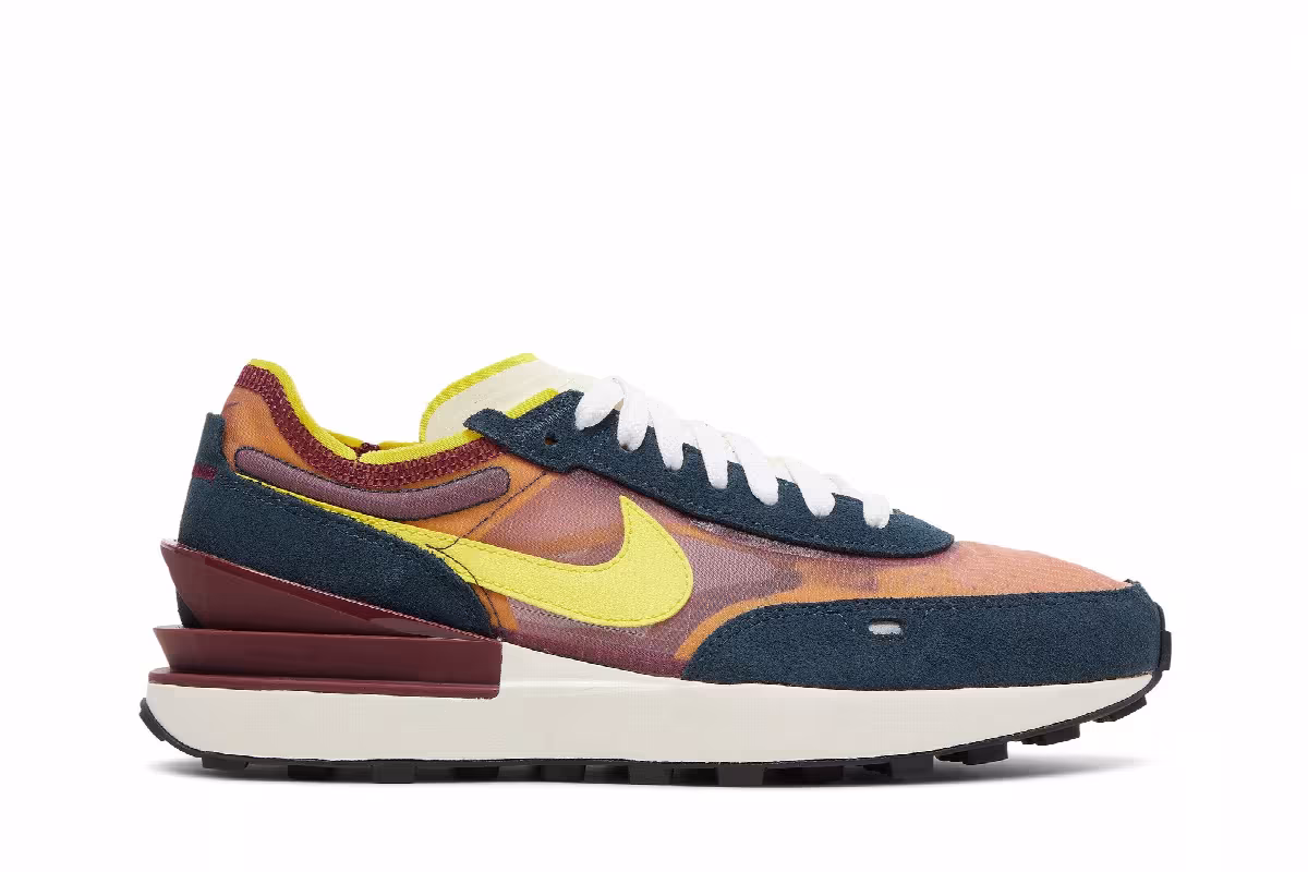 Nike Waffle One SE Dark Beetroot Yellow Strike, view 2