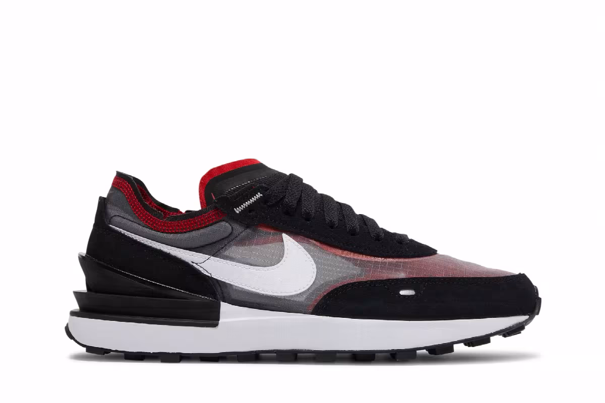 Nike Waffle One SE Bred, view 2