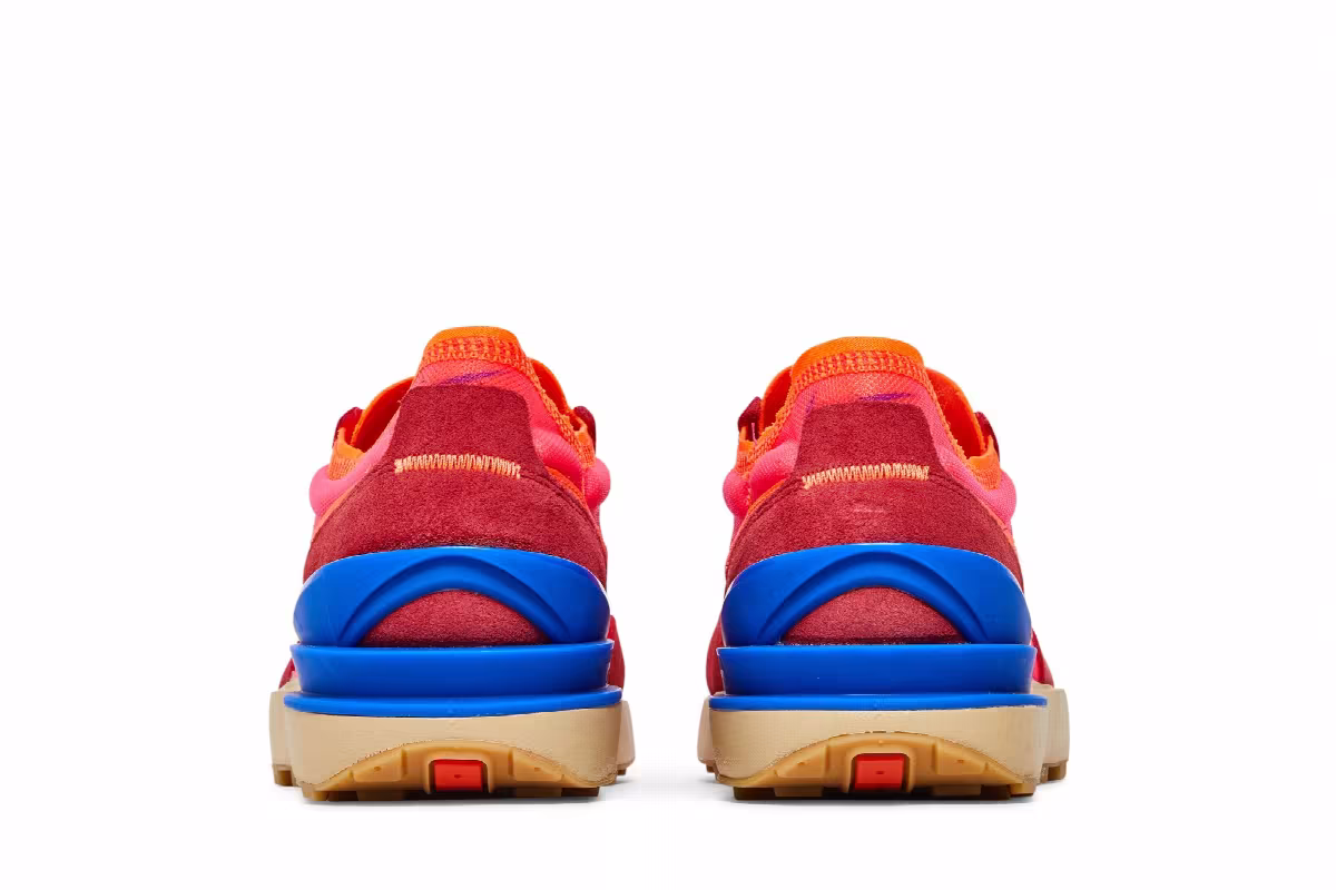 Nike Waffle One Hyper Pink Crimson, view 7