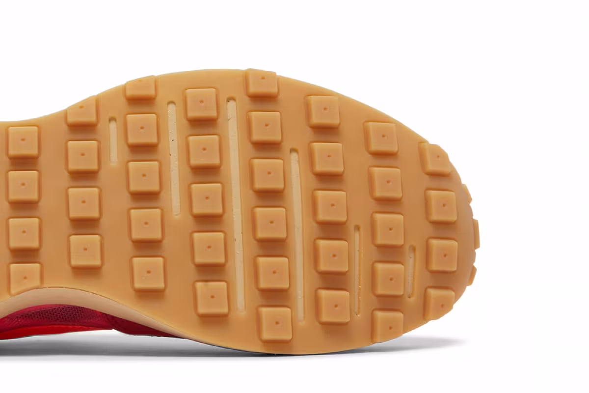 Nike Waffle One GS Hyper Pink Crimson, view 6
