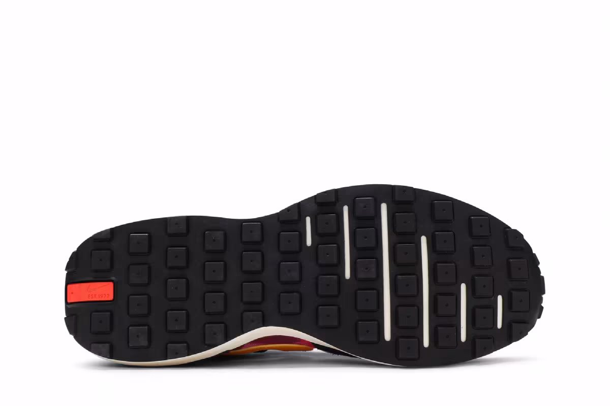 Nike Waffle One GS Active Fuchsia, view 5