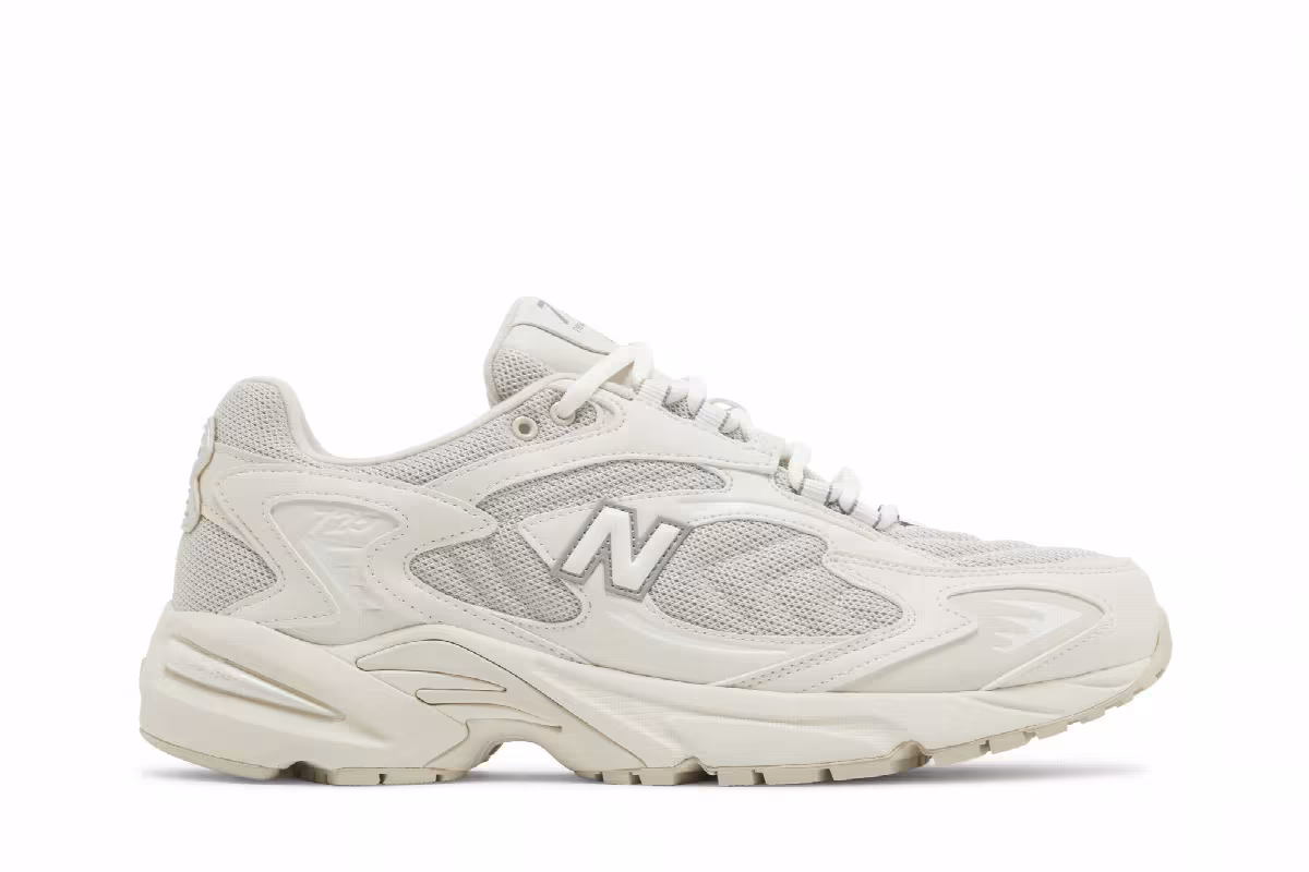 New Balance 725 Moonbeam, view 2