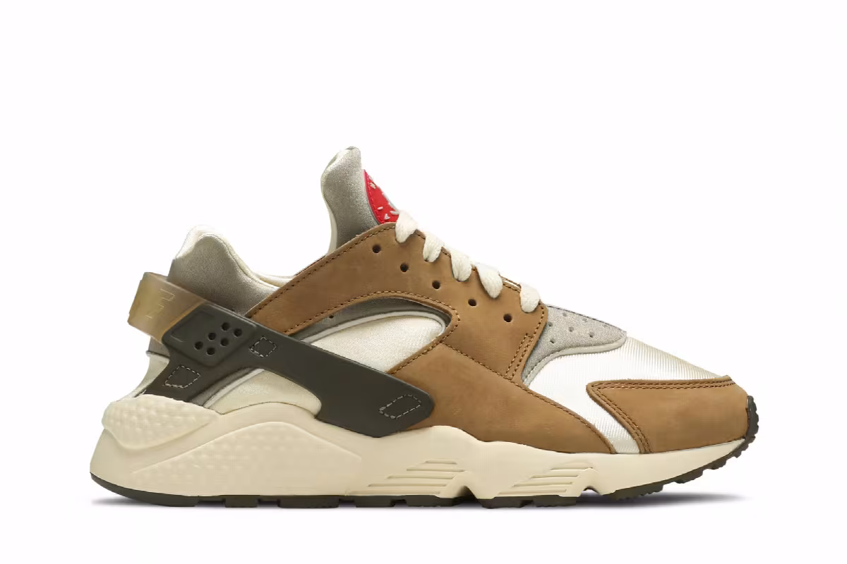 Stussy x Nike Air Huarache LE Desert Oak 2021, view 2