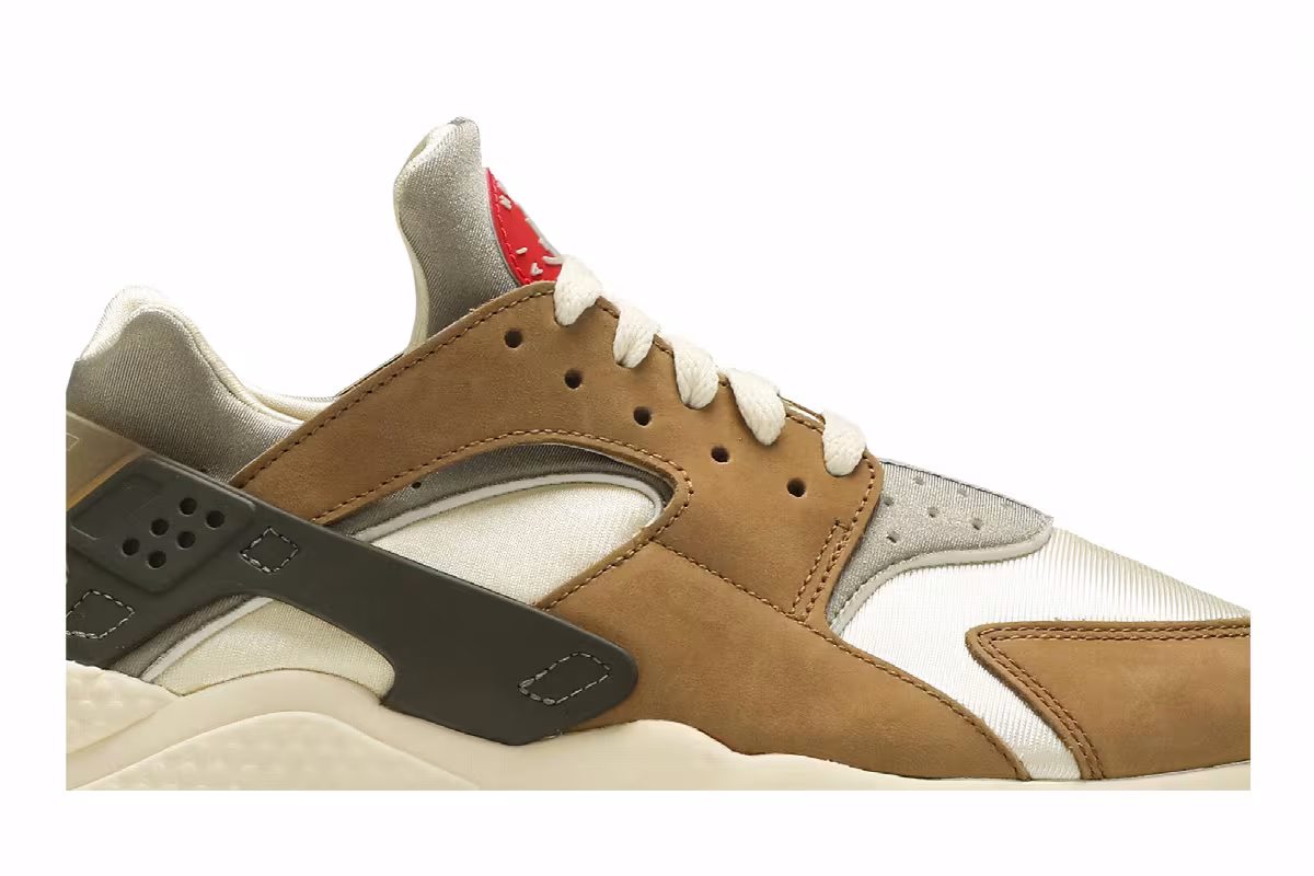 Stussy x Nike Air Huarache LE Desert Oak 2021, view 3