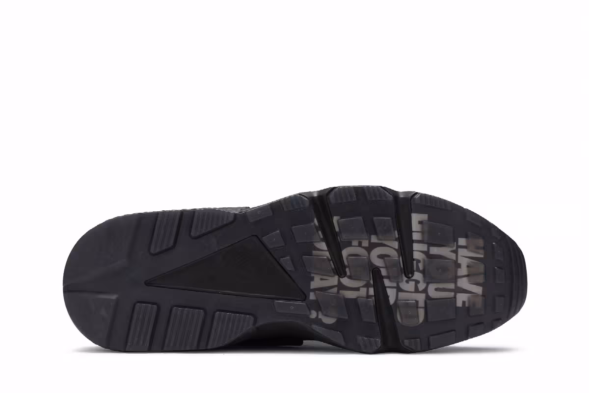 Nike Air Huarache OG Hyper Local London, view 5