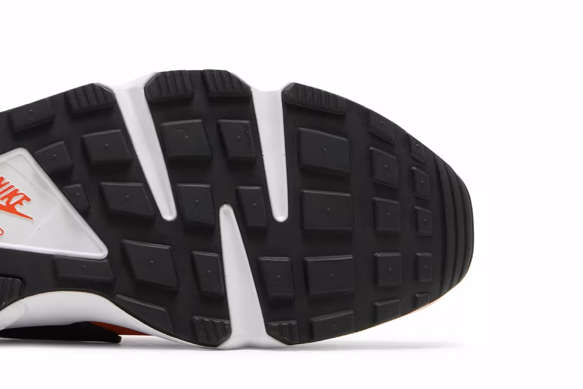 Nike Air Huarache Hot Curry, view 6