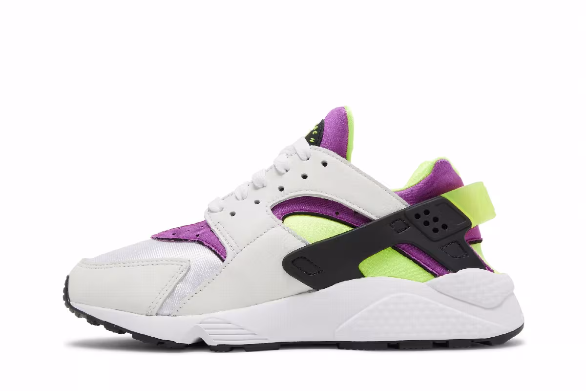 Nike Women's Air Huarache Magenta 2021, view 4