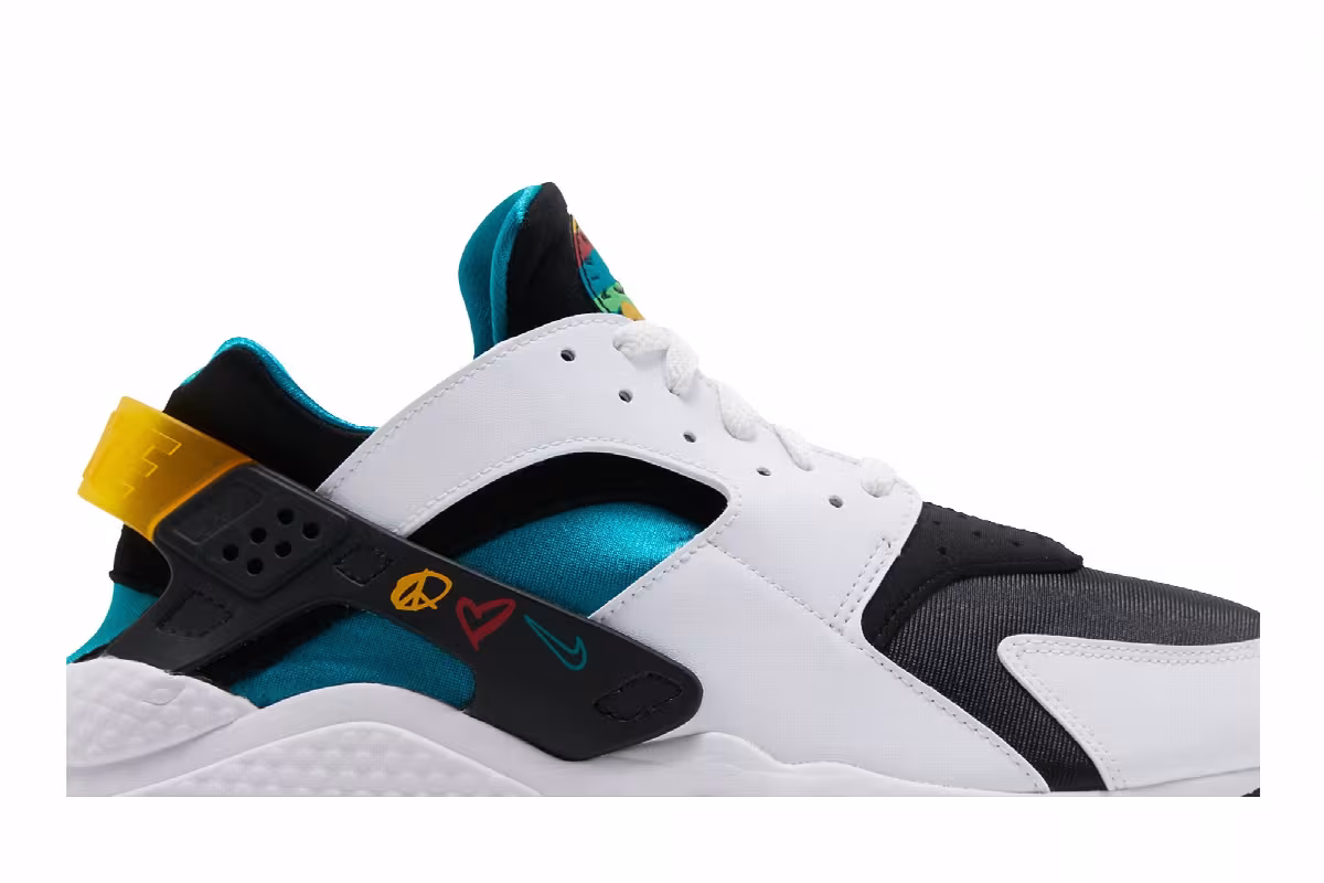 Nike Air Huarache Peace, Love, Swoosh, view 3