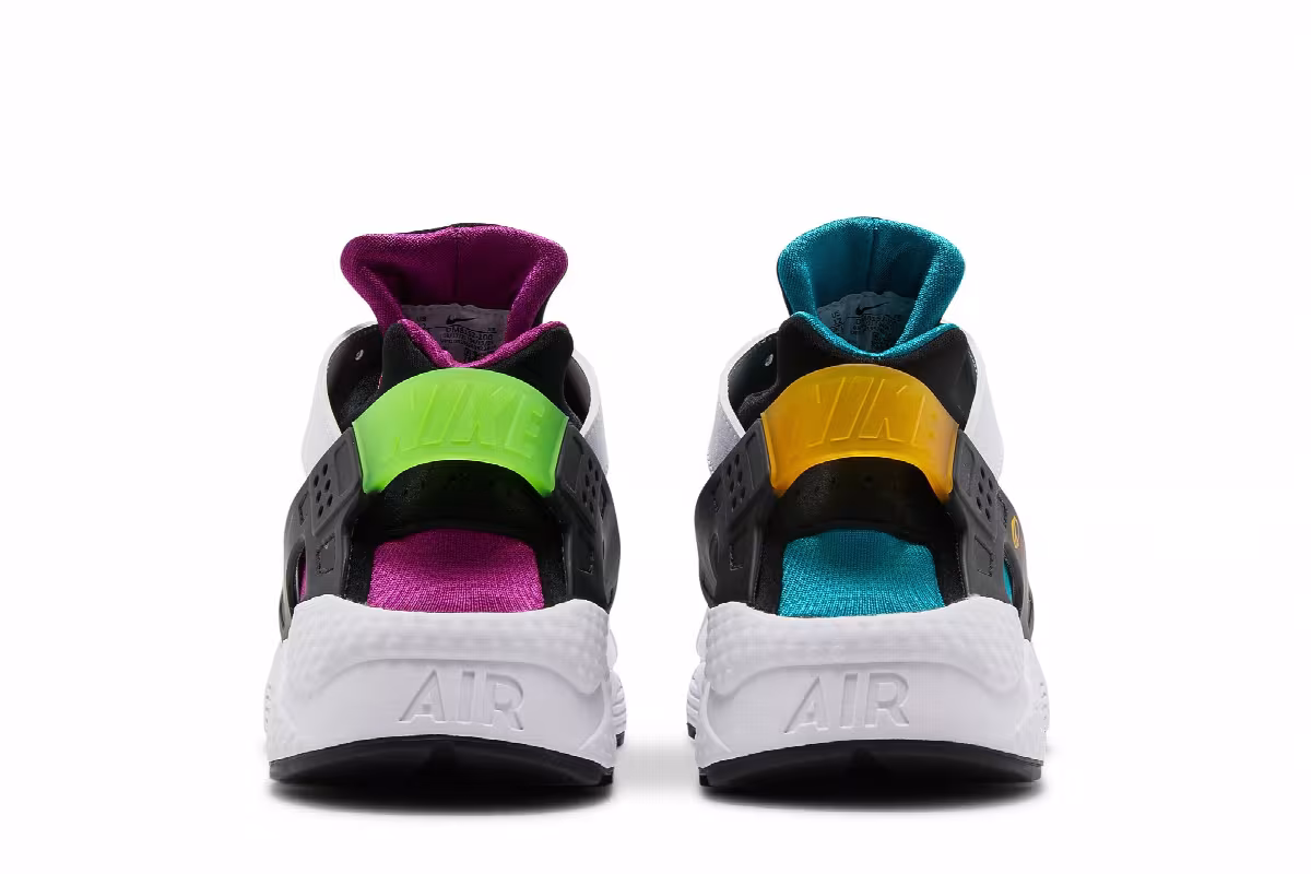 Nike Air Huarache Peace, Love, Swoosh, view 7