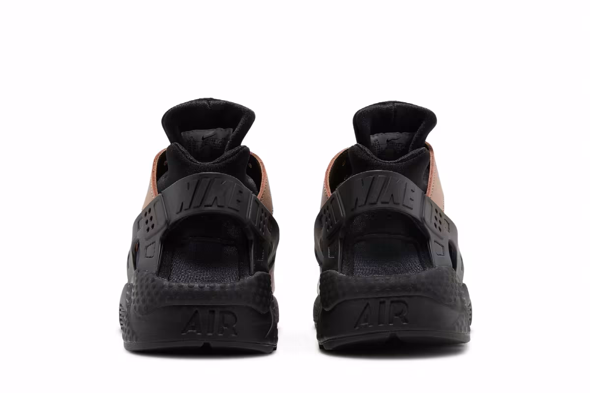 Nike Air Huarache Toadstool 2021, view 7