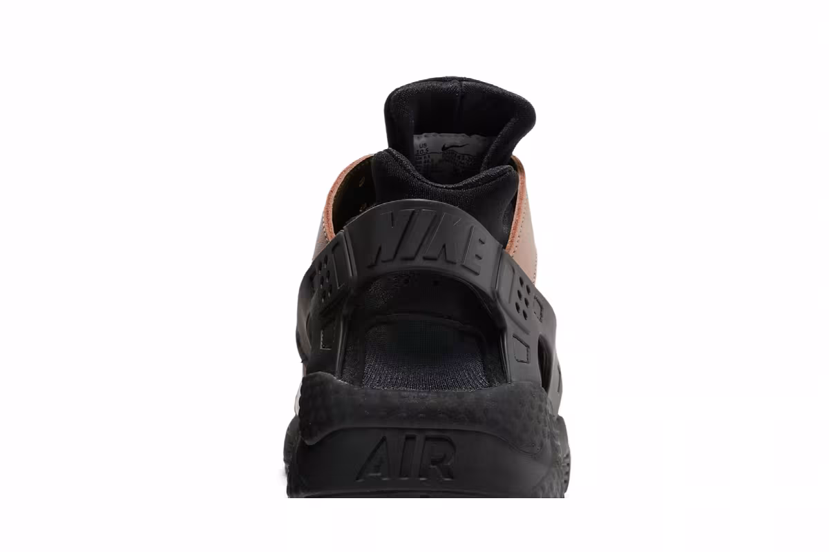 Nike Air Huarache Toadstool 2021, view 8