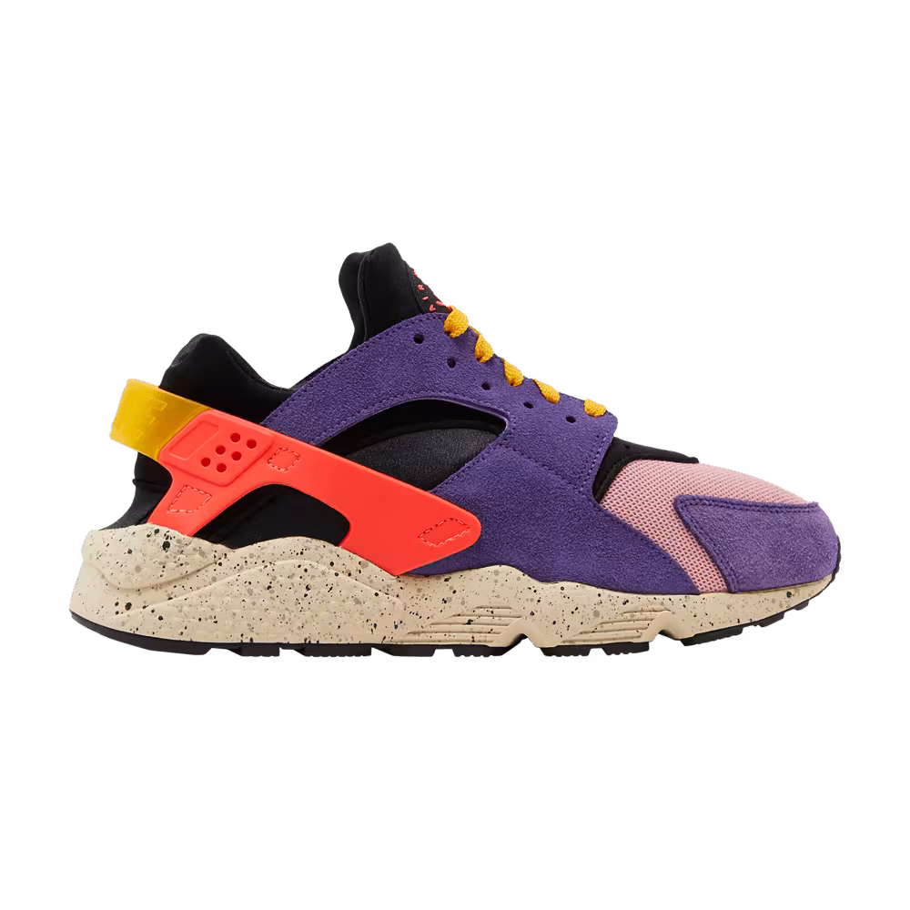 size? x Nike Air Huarache ACG