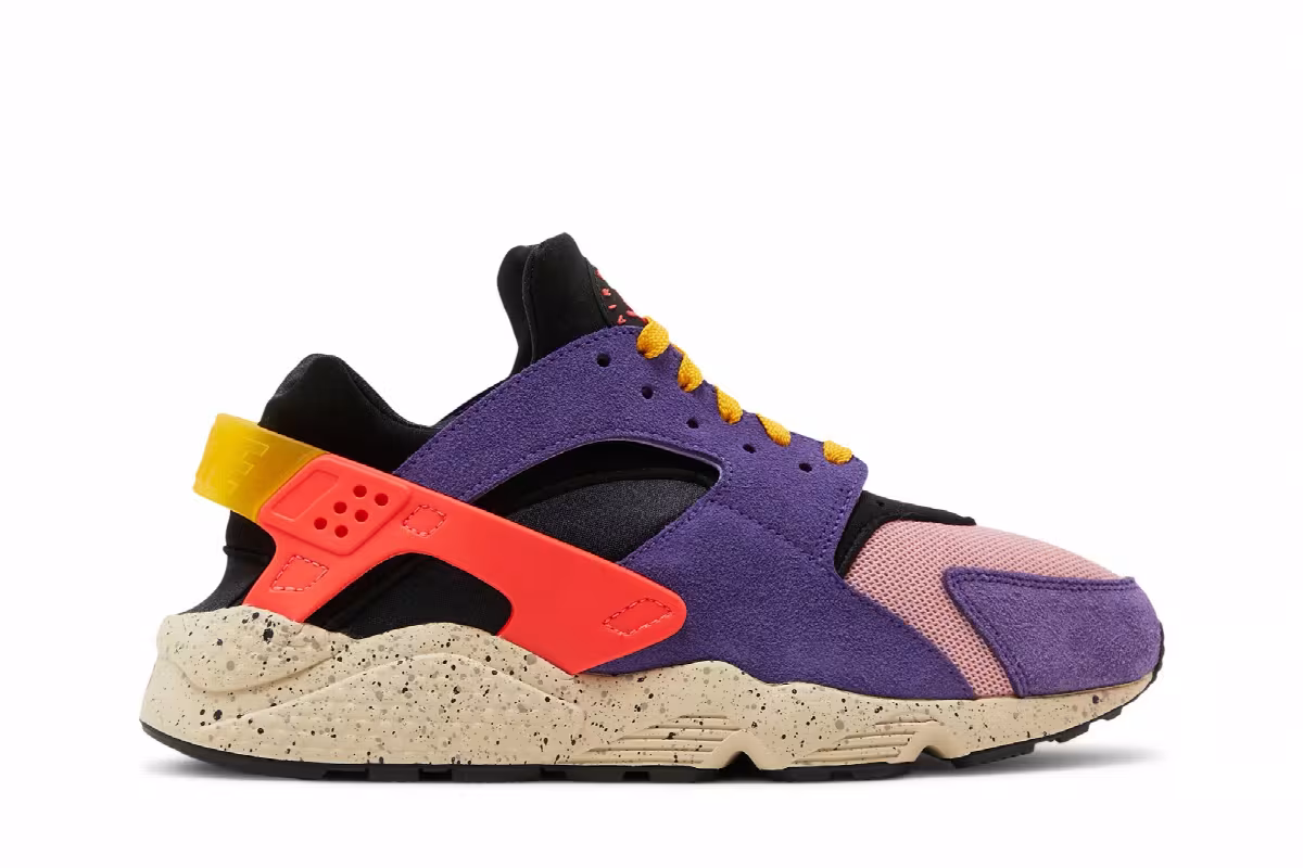 size? x Nike Air Huarache ACG, view 2