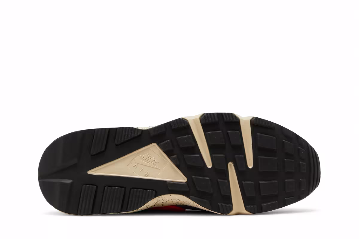 size? x Nike Air Huarache ACG, view 5