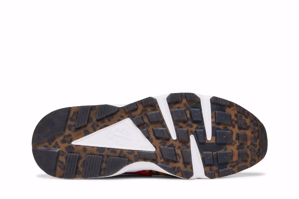 Nike Air Huarache SNKRS Day, view 5