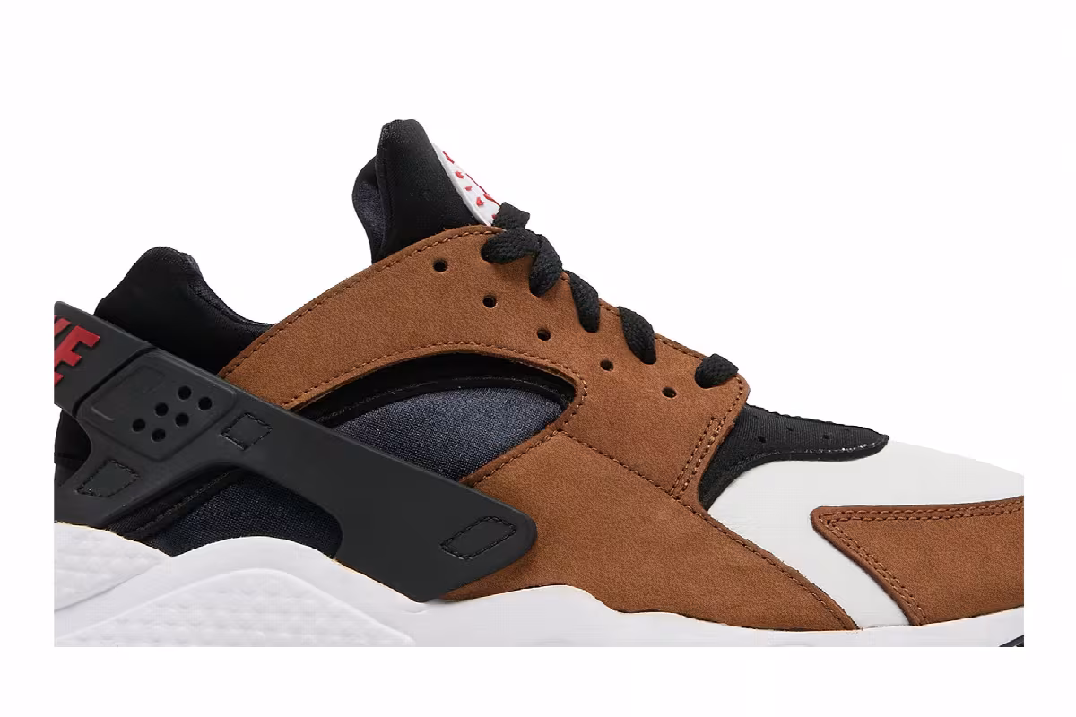 Nike Air Huarache LE Bison, view 3