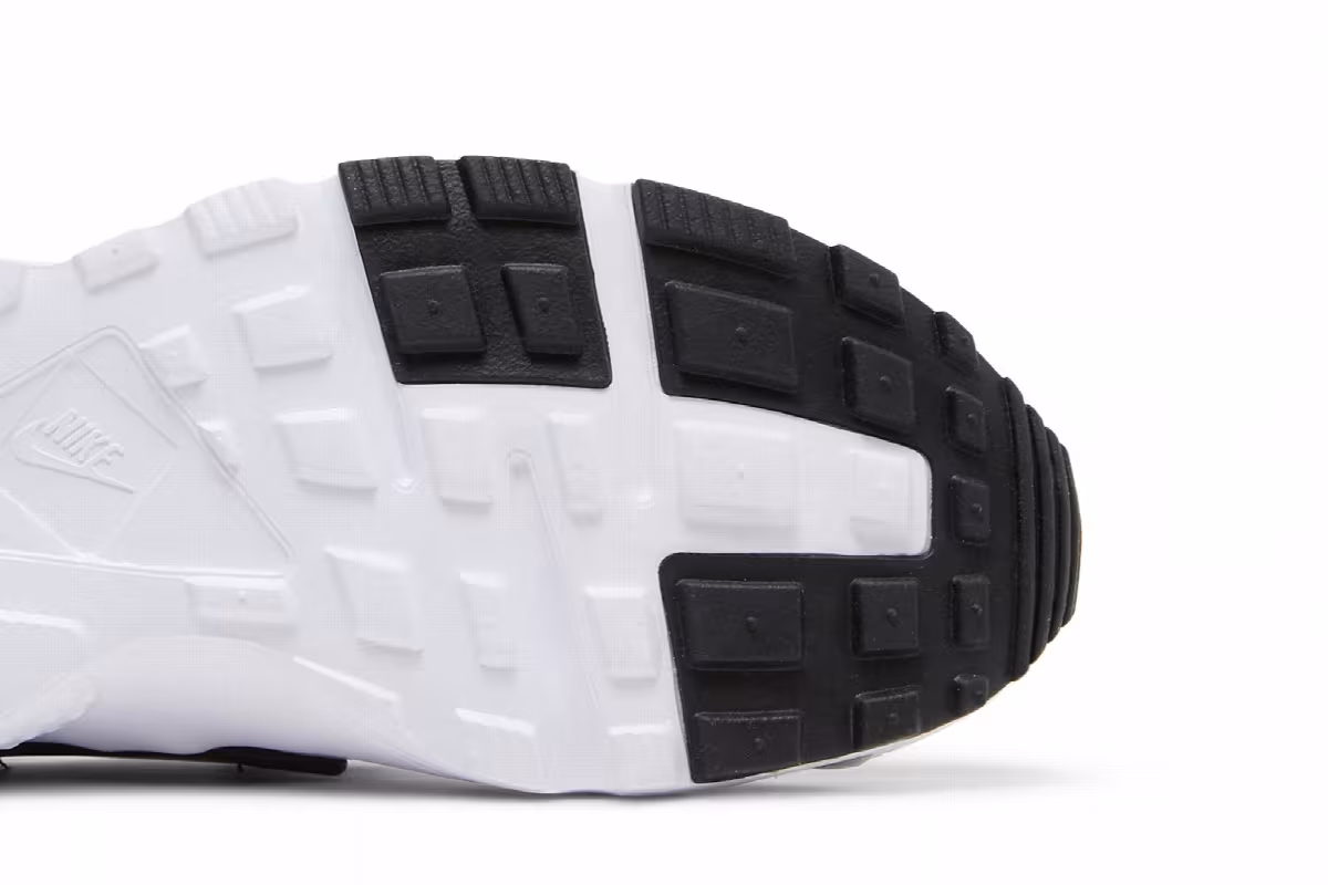 Nike Air Huarache GS Peace, Love, Swoosh, view 6