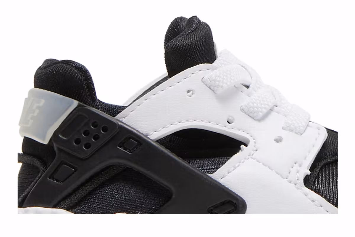 Nike Huarache Run TD Black White, view 3