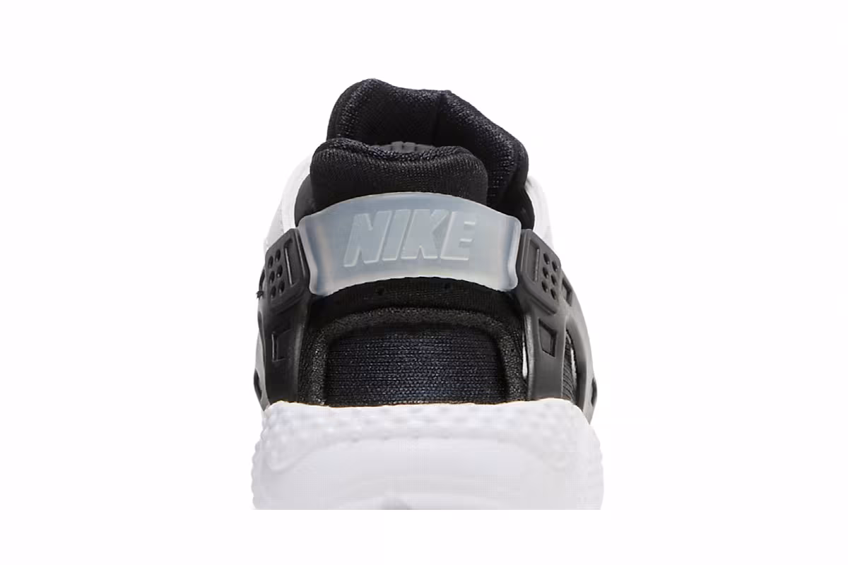Nike Huarache Run TD Black White, view 8