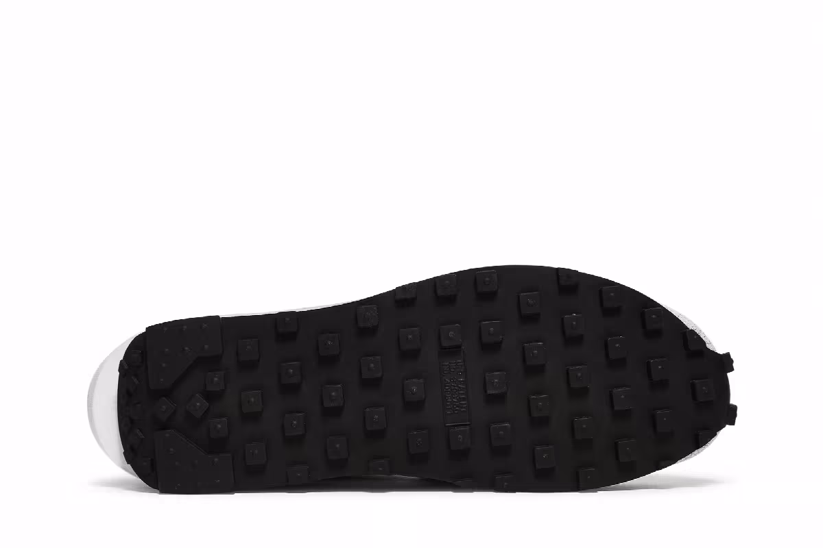 Fragment Design x sacai x Nike LDV Waffle Light Smoke Grey, view 5