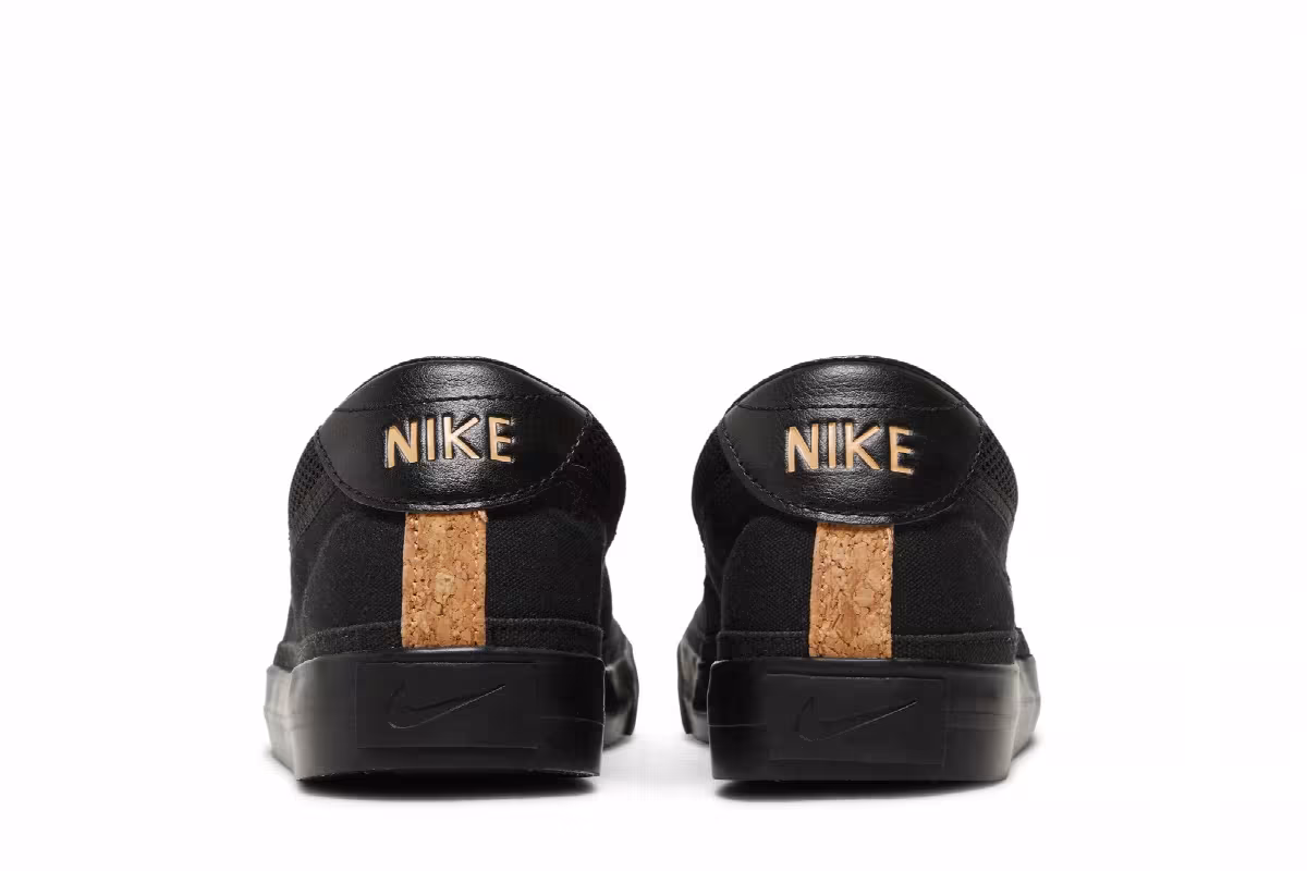 Nike Court Legacy Slip-On Triple Black, view 7