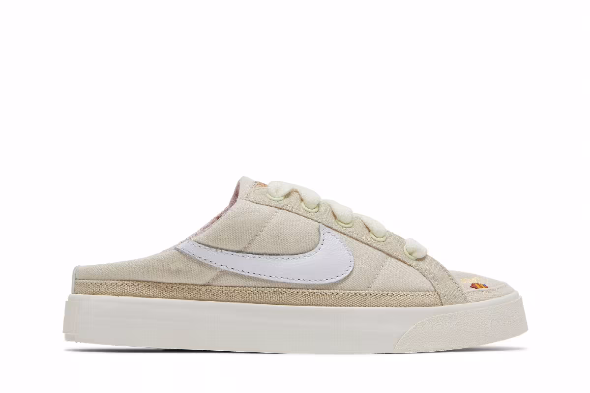 Nike Women's Court Legacy Mule Cork, view 2