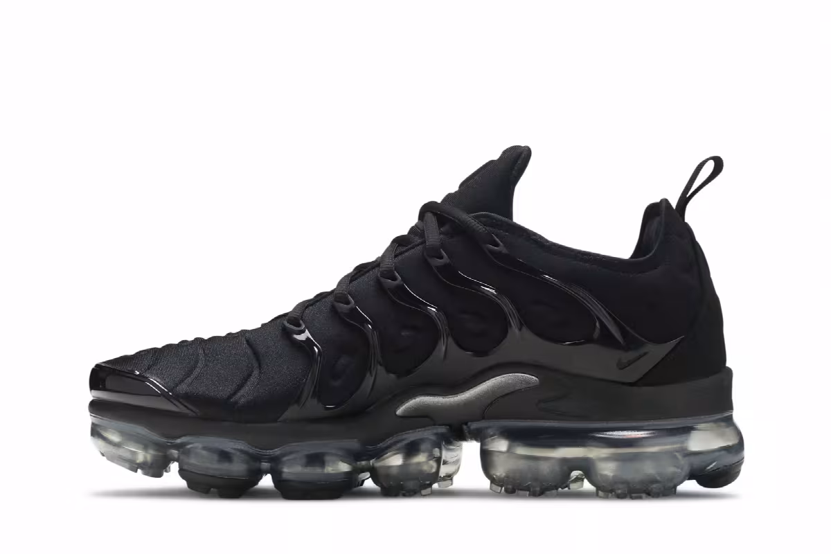 Nike Women's Air VaporMax Plus SE Black, view 4