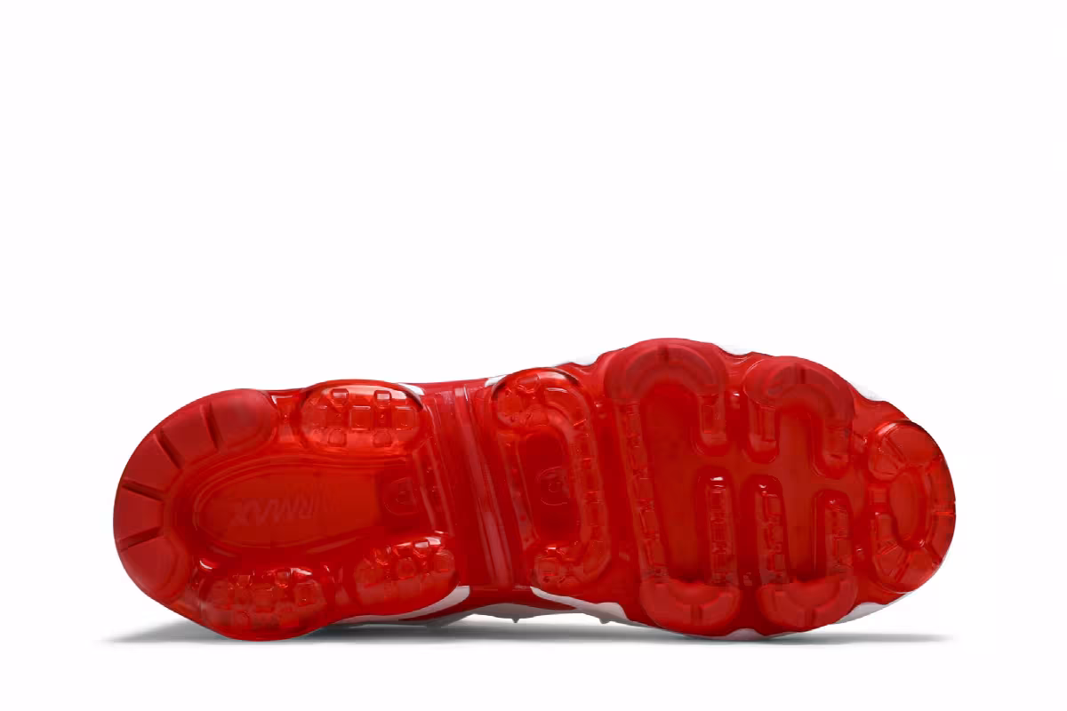 Nike Air VaporMax Plus White University Red, view 5
