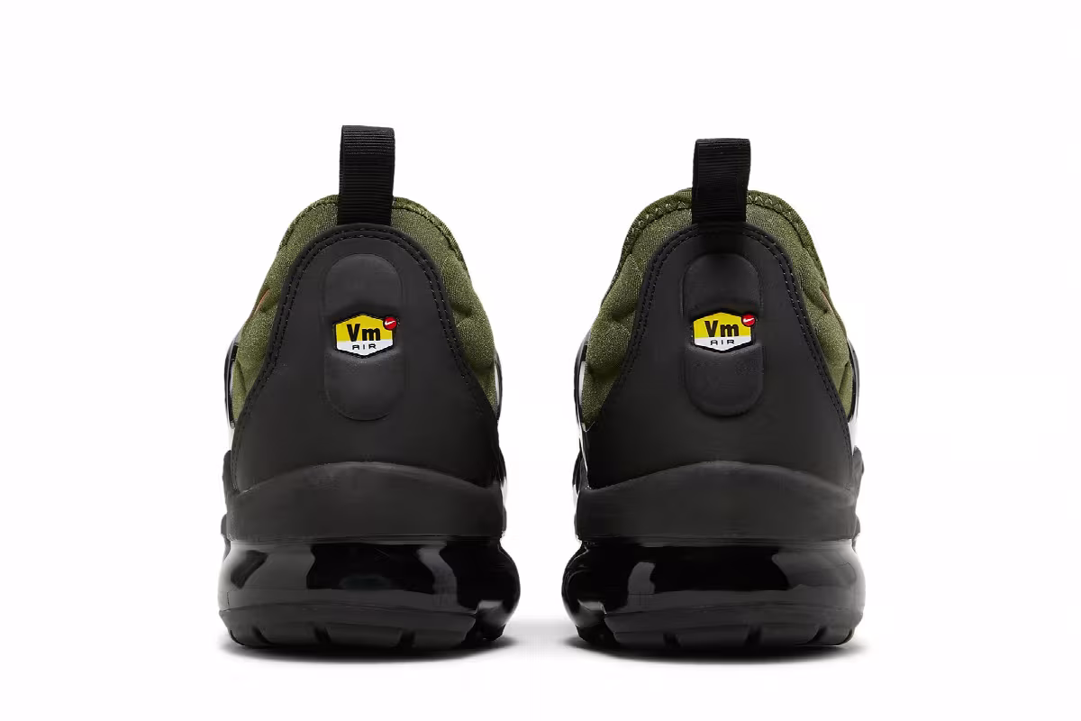 Nike Air VaporMax Plus Rough Green, view 7