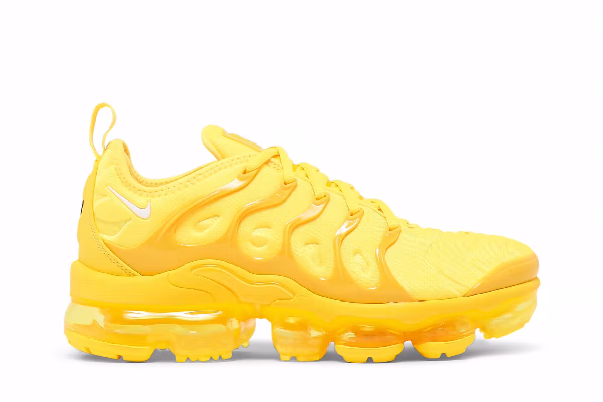 Nike Women's Air VaporMax Plus Yolk, view 2