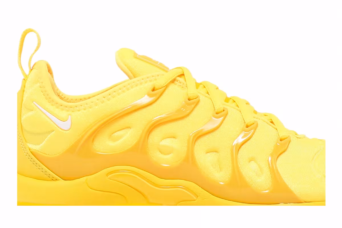 Nike Women's Air VaporMax Plus Yolk, view 3